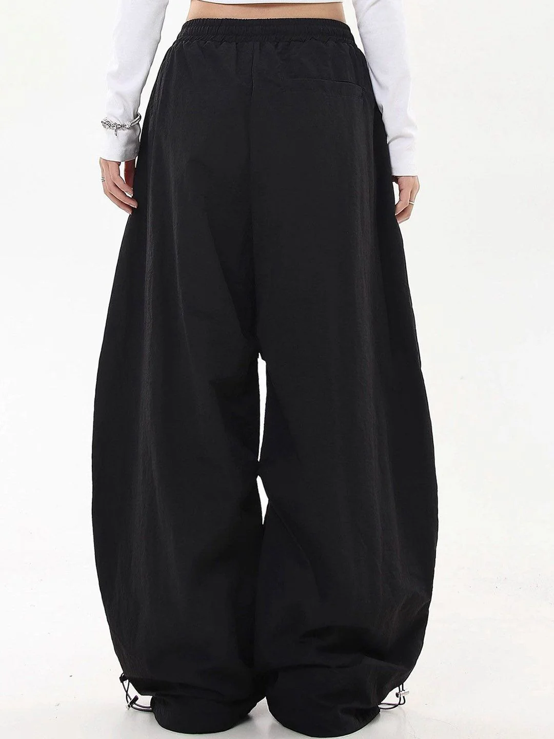 DressBerry Women Low-Rise Loose Fit Wide Leg Trousers - Image 4