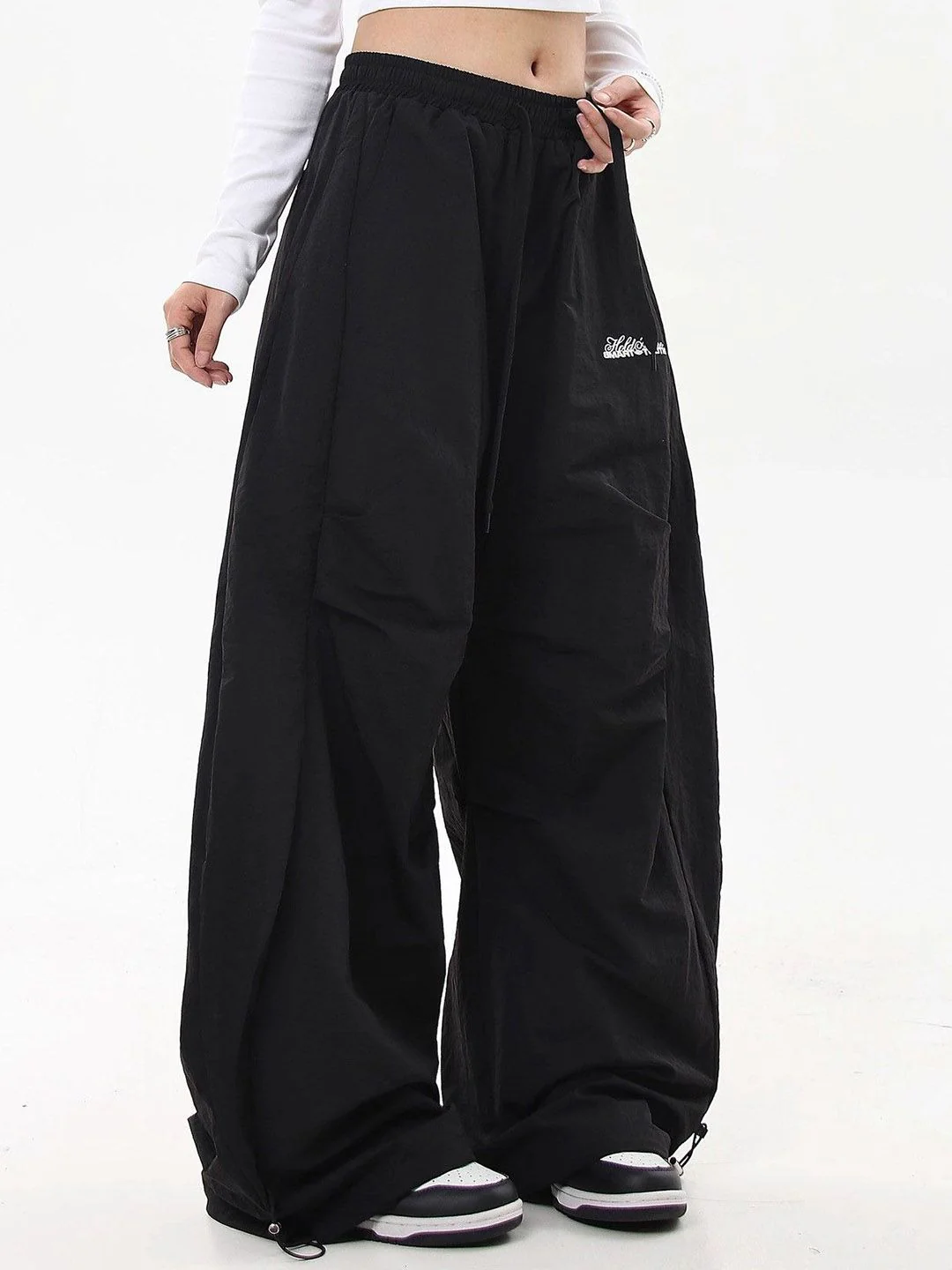 DressBerry Women Low-Rise Loose Fit Wide Leg Trousers - Image 6