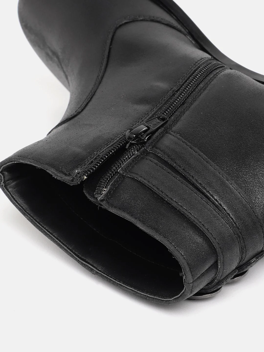 DressBerry Women Mid Top Buckle Detail Regular Boots - Image 7