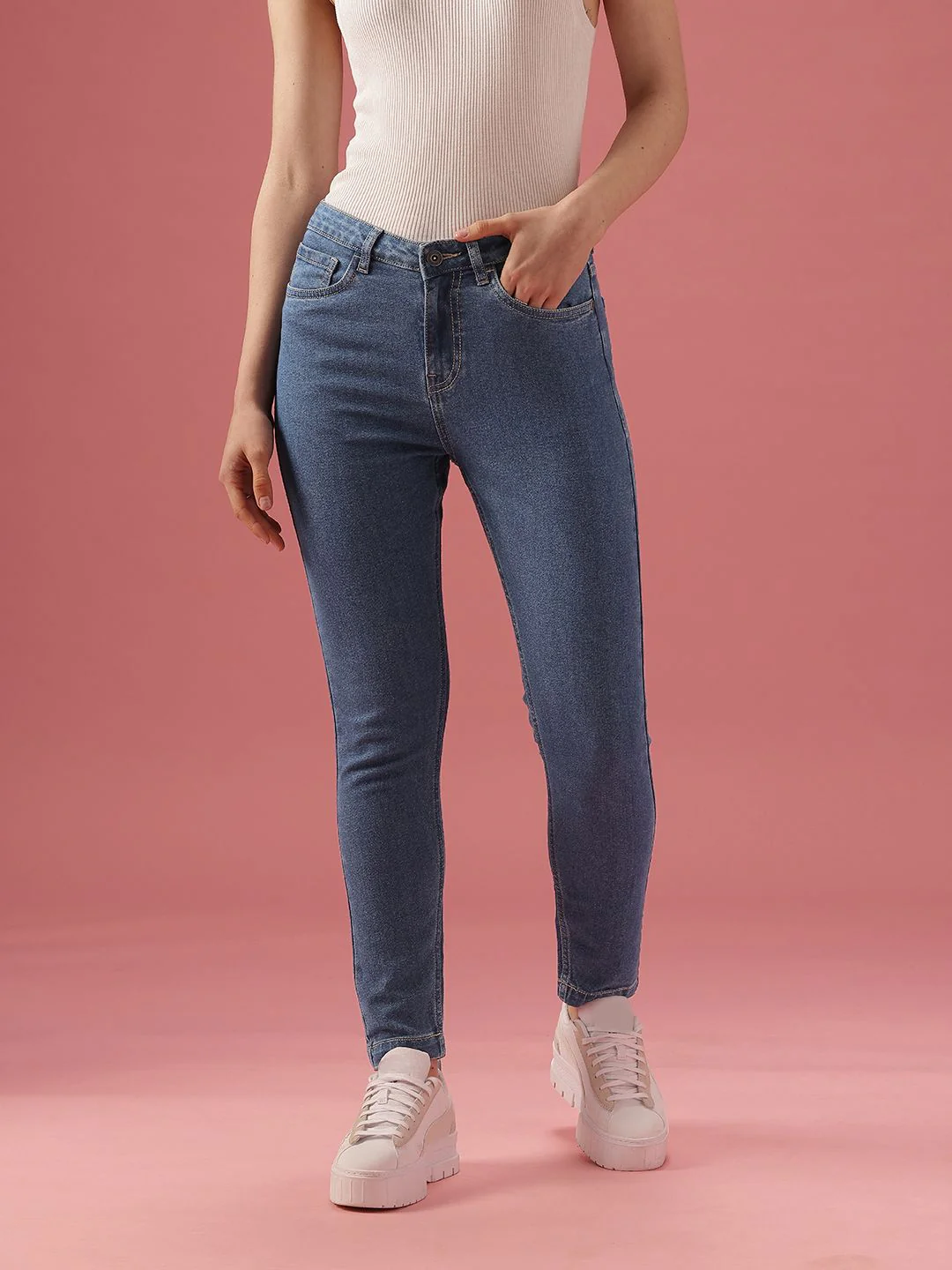 DressBerry Women Skinny Fit High-Rise Light Fade Stretchable Jeans - Image 2