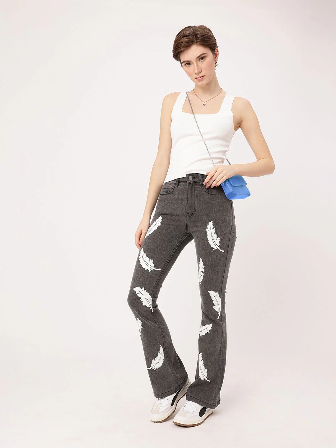 DressBerry Women Soft Touch Flared Fit Light Fade Printed Jeans - Image 4