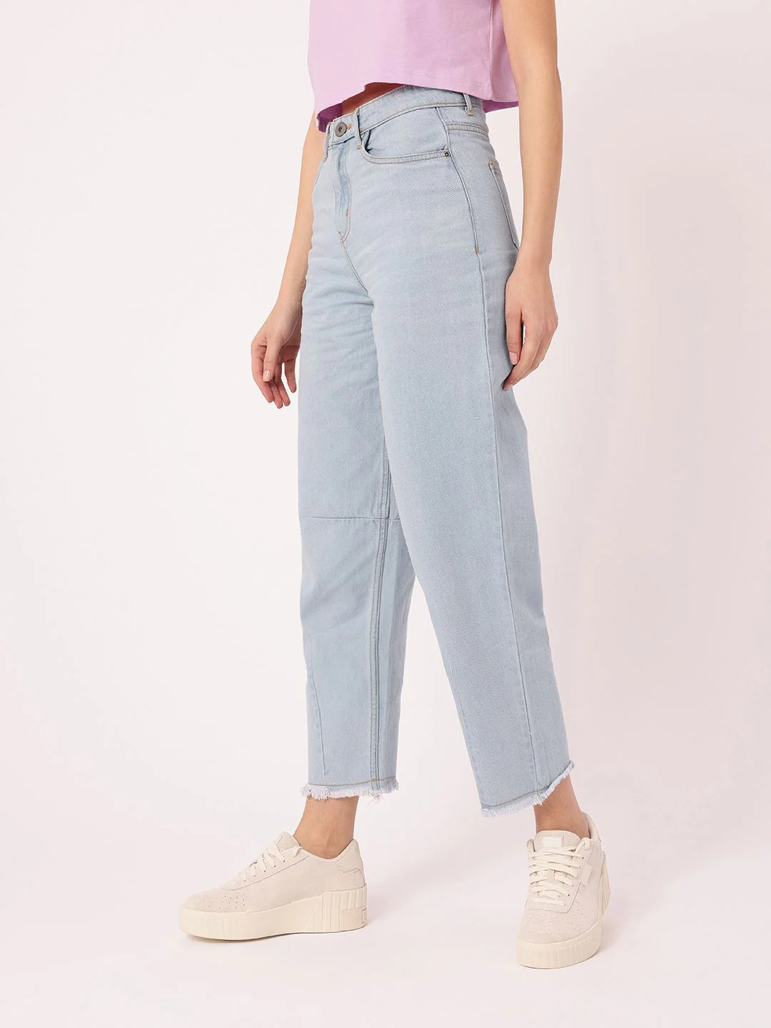 DressBerry Women Soft Vibe Slouchy Fit Light Fade Frayed Jeans - Image 2