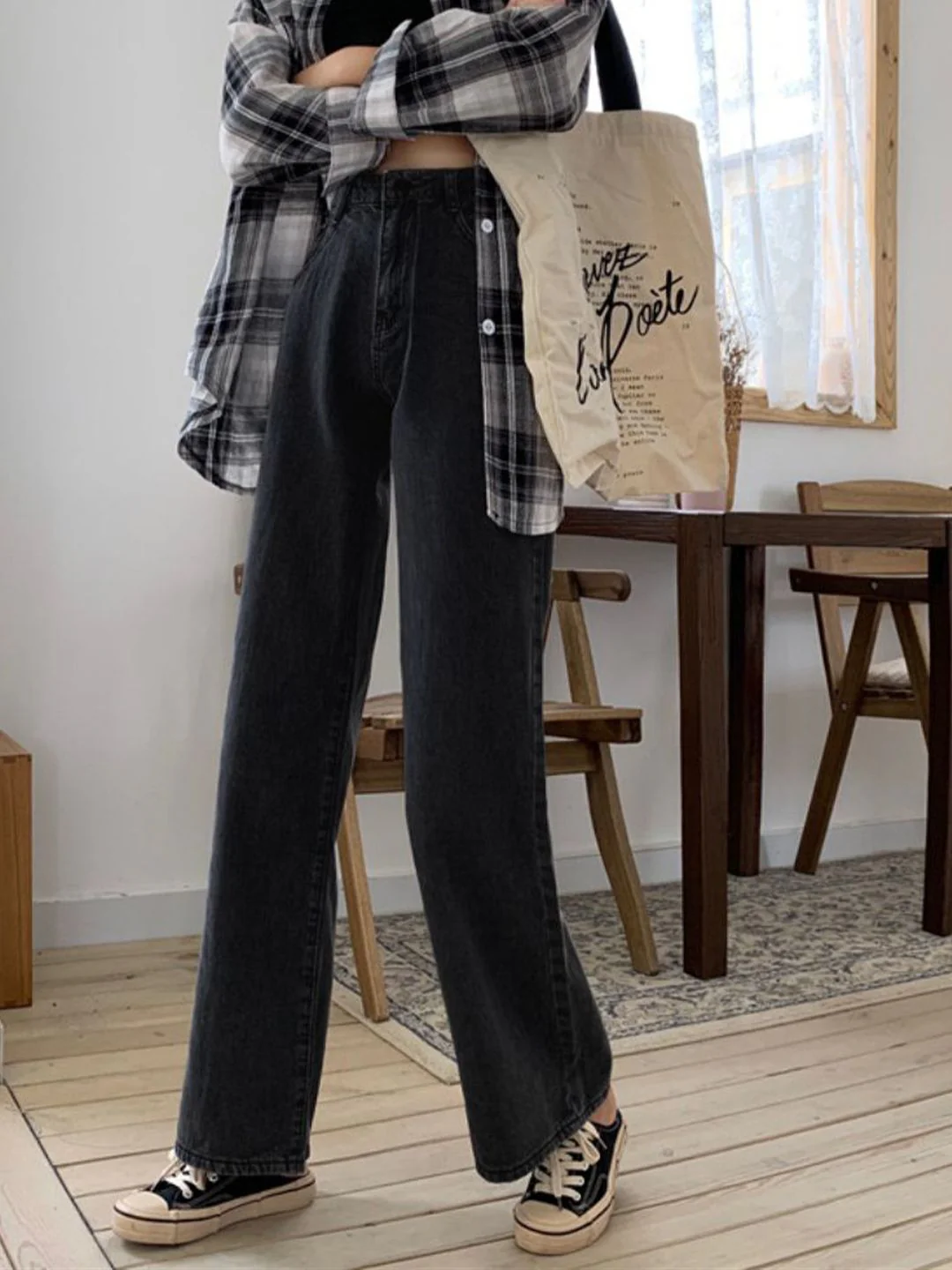 DressBerry Women Straight Fit High -Rise Jeans - Image 5