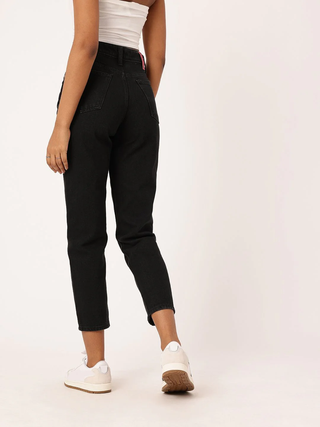 DressBerry Women Street Cool Straight Fit Jeans - Image 4