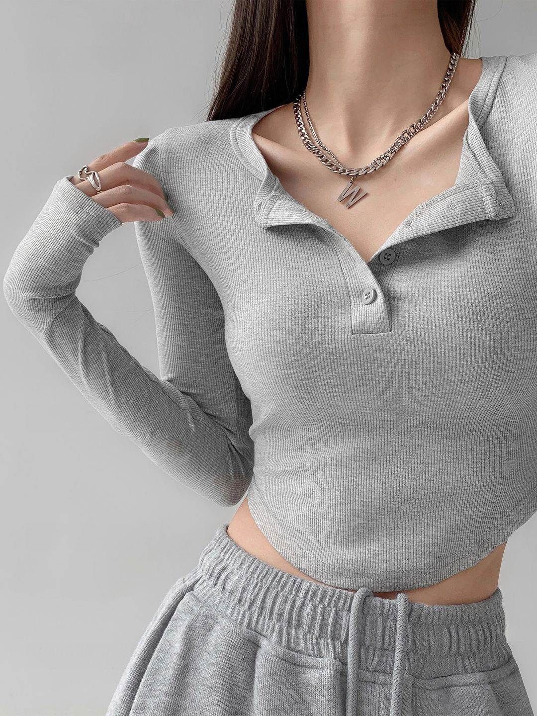 DressBerry Women V-Neck Extended Sleeves Pockets T-shirt - Image 2