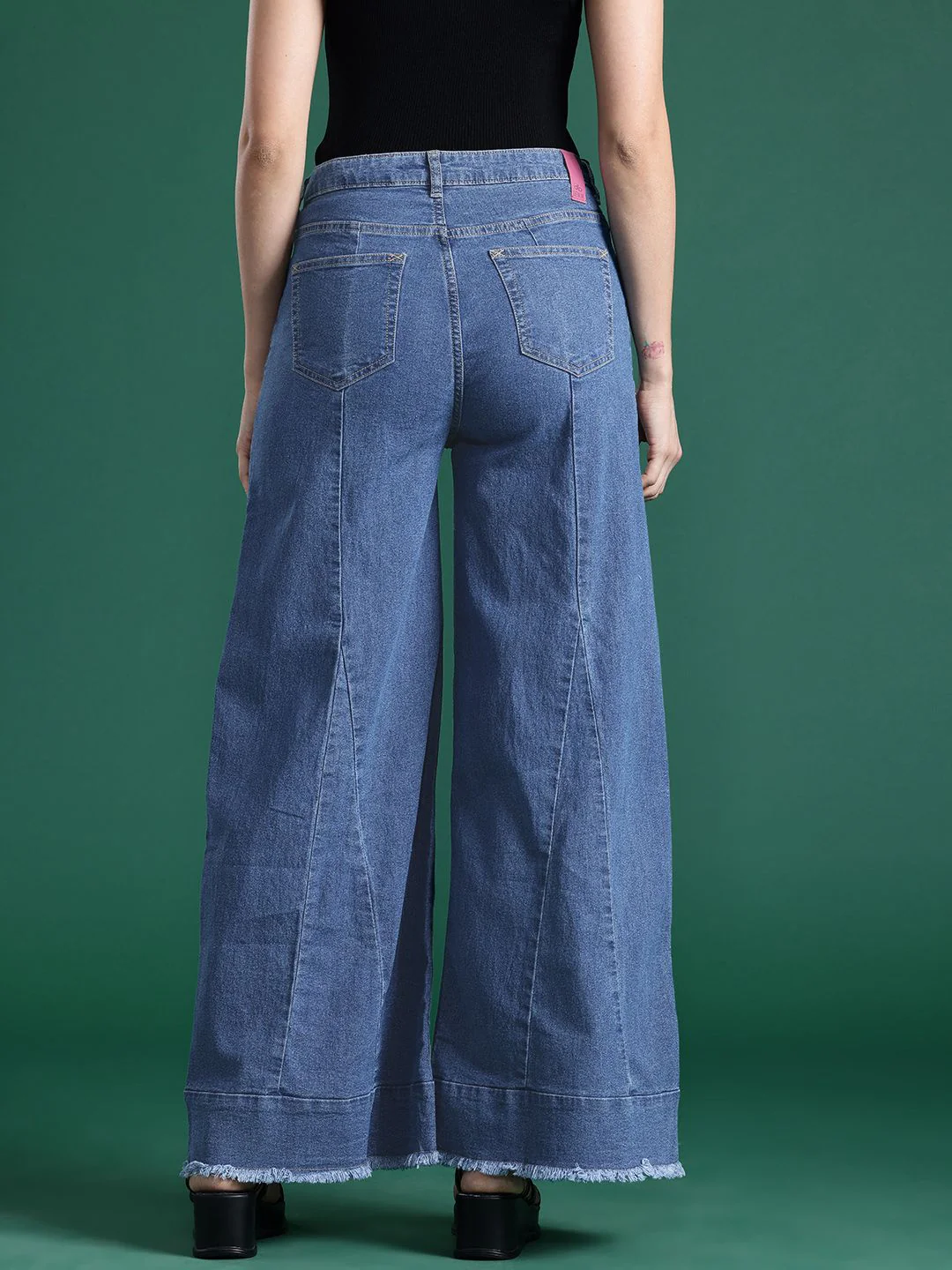 DressBerry Women Wide Leg Panelled Jeans - Image 3
