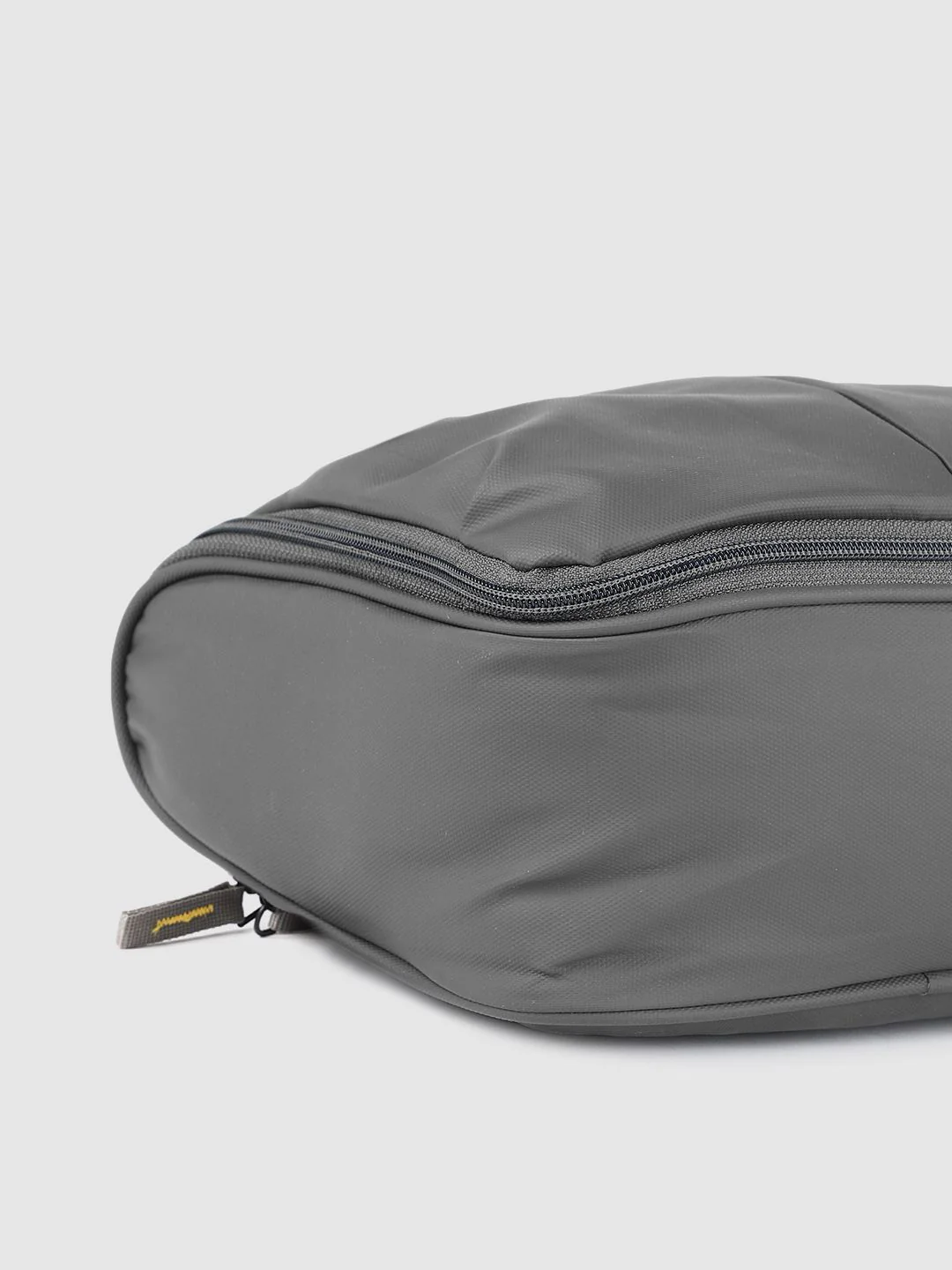 Gear Unisex Grey Solid Sauve Toilet Kit - Image 6