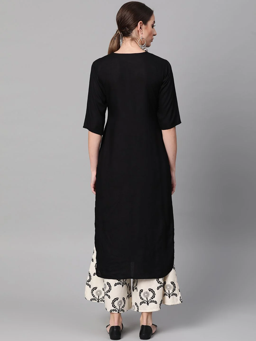 Gerua By Libas Women Black  Off-White Solid Kurta with Palazzos - Image 6