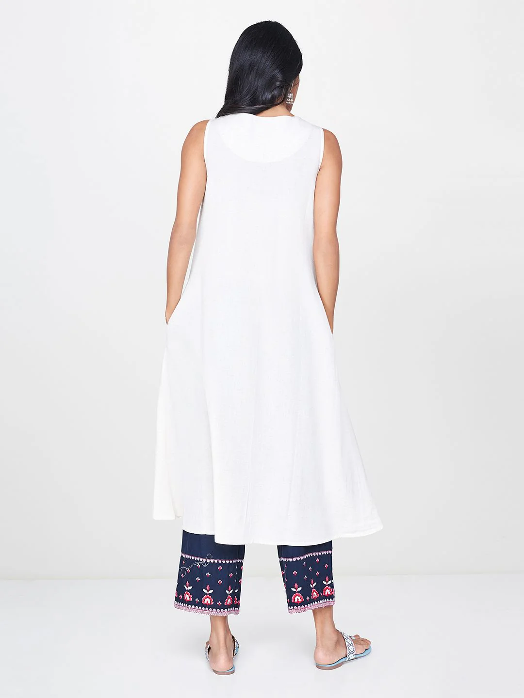Global Desi Women White Solid A-Line Kurta - Image 4