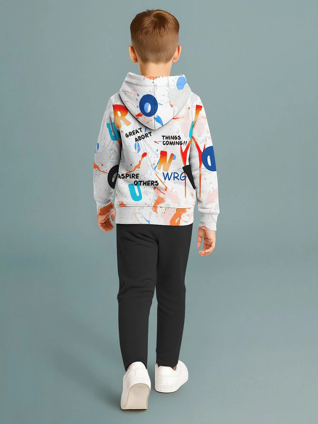HELLCAT Boys Printed Hooded Sweatshirt With Trousers - Image 3