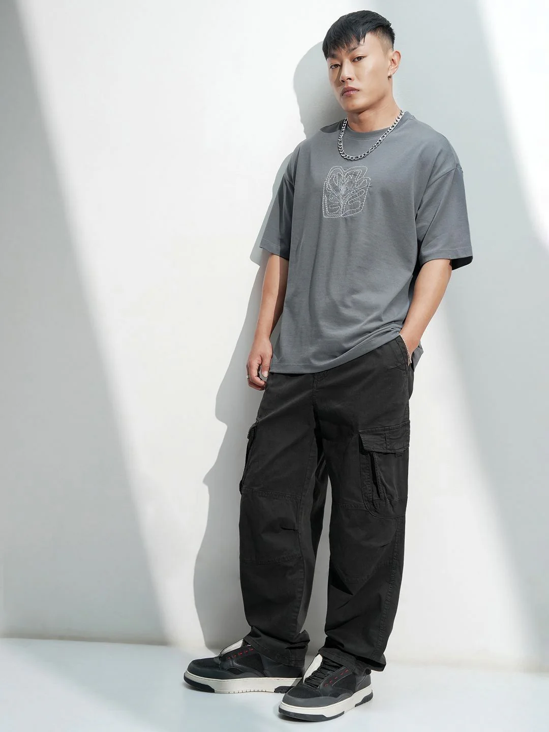 HIGHLANDER Embroidered Drop-Shoulder Sleeves Cotton T-shirt - Image 6