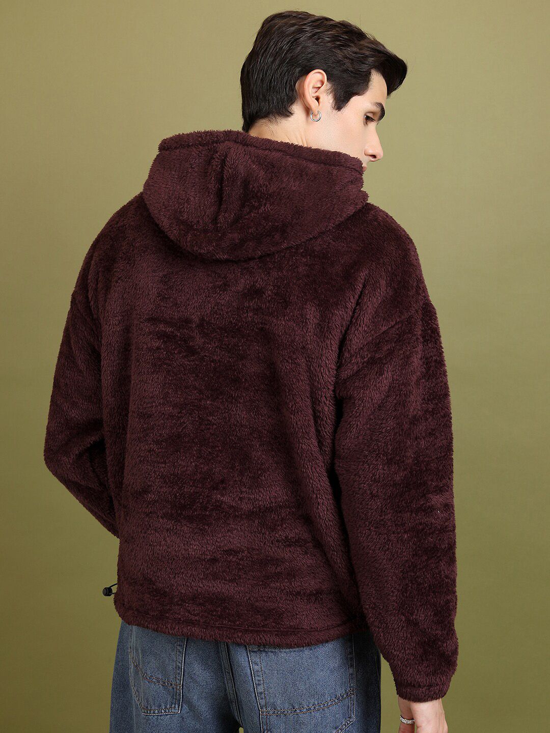 HIGHLANDER Graphic Printed Over Sized Drop Shoulder Hooded Neck Pullover Sweatshirt - Image 4