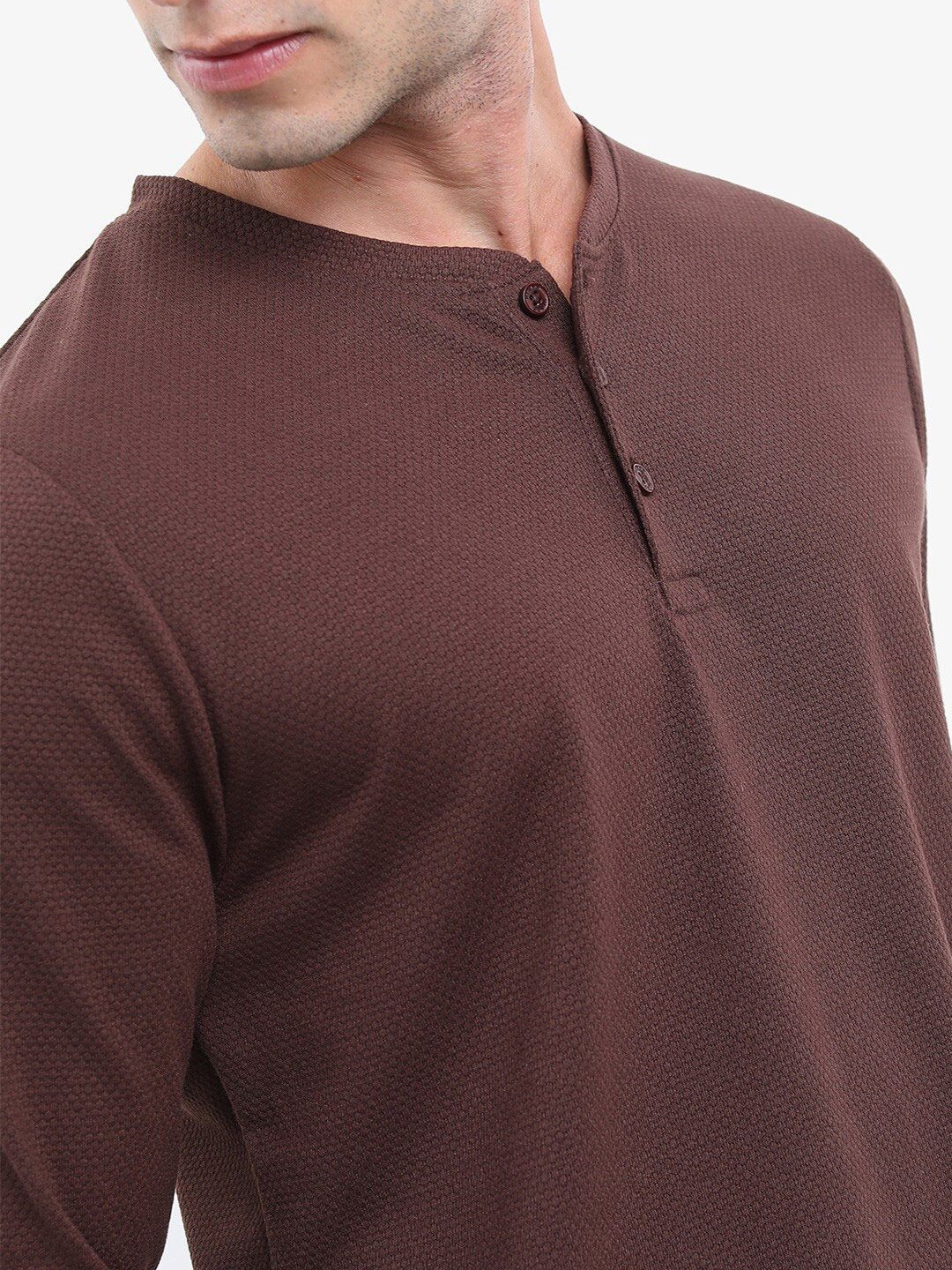 HIGHLANDER Henley Neck Popcorn Structured Regular Fit Tshirt - Image 2