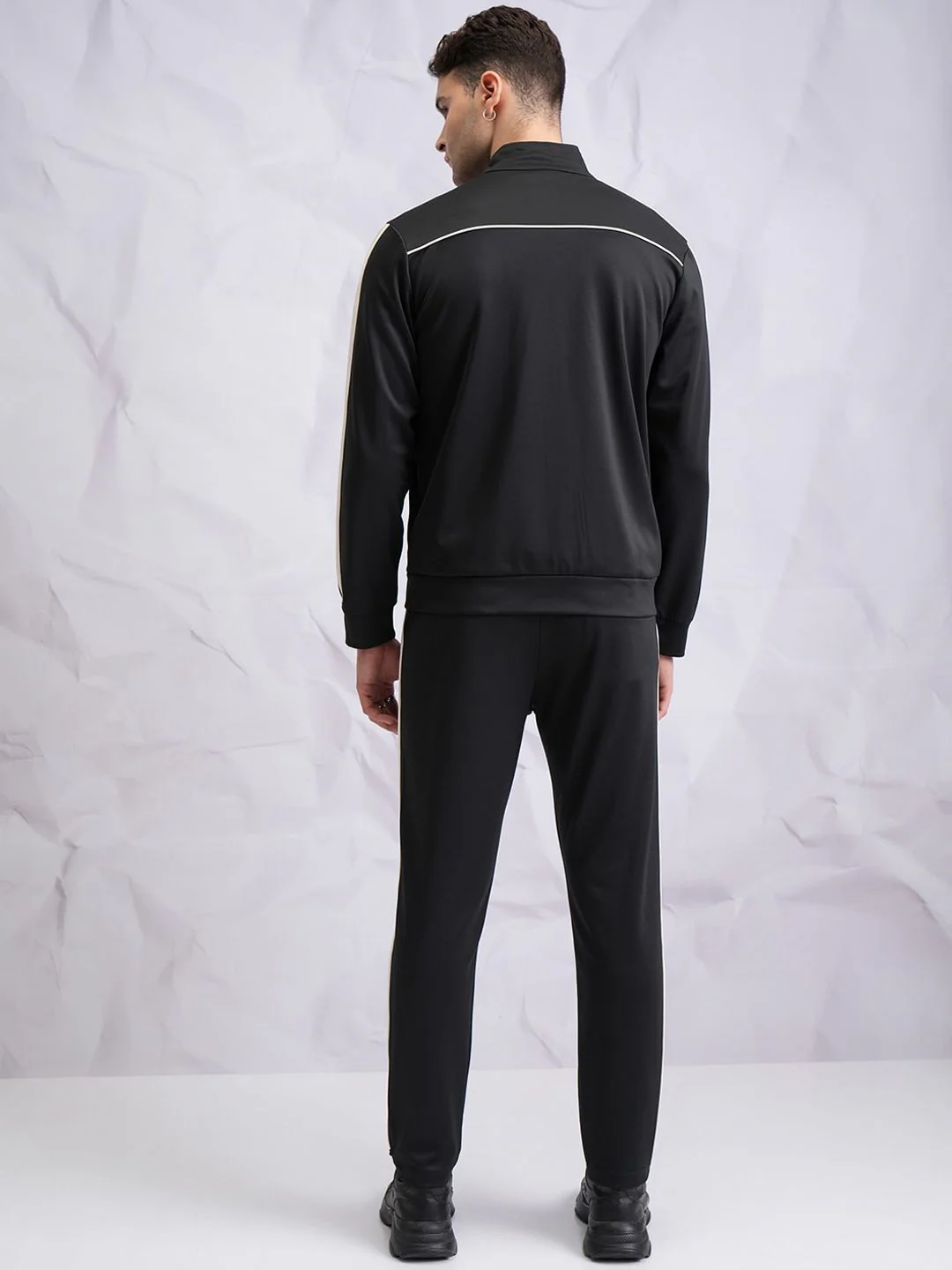 HIGHLANDER High Neck Long Sleeves Sweatshirt & Trousers - Image 4
