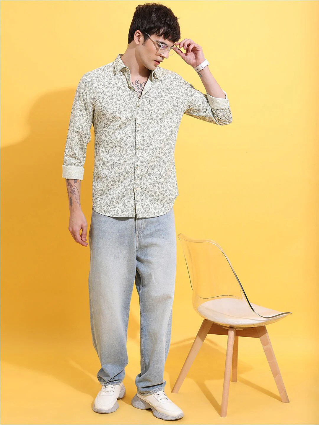 HIGHLANDER Lime Green Floral Printed Spread Collar Slim Fit Cotton Casual Shirt - Image 6