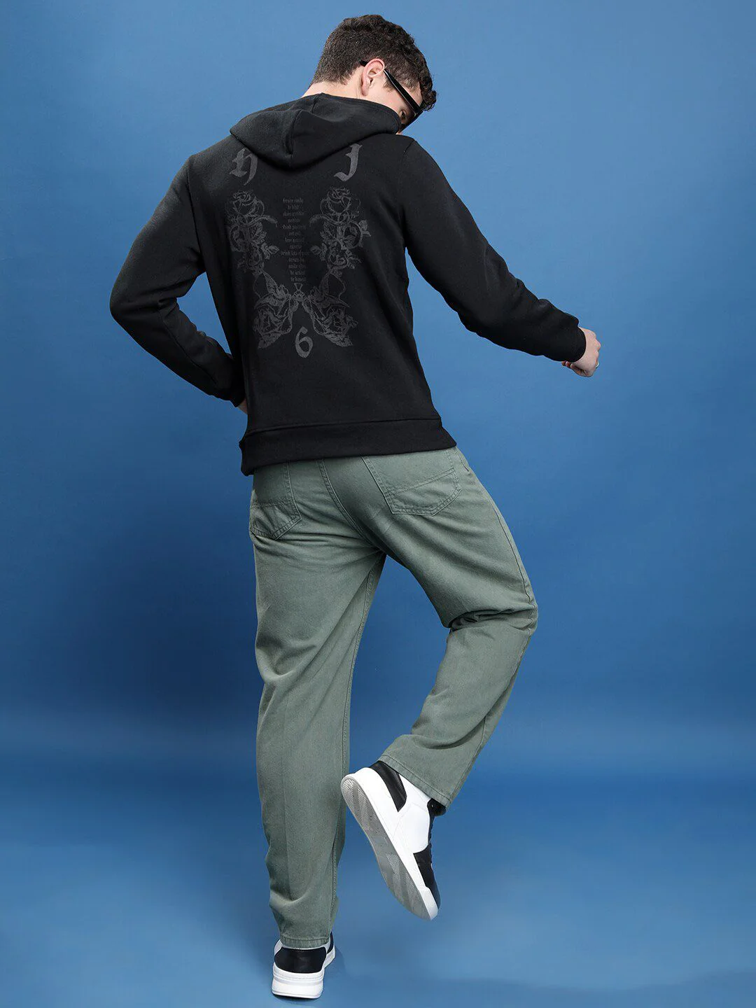 HIGHLANDER Men Black Printed Cotton Pullover Sweatshirt - Image 6