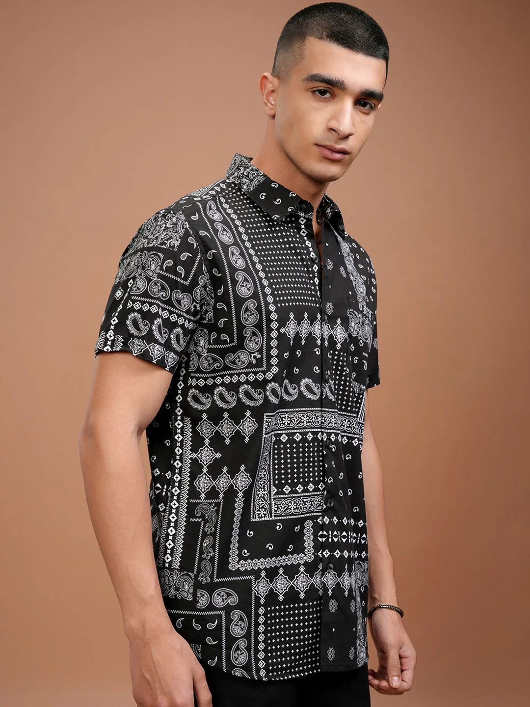 HIGHLANDER Men Black Slim Fit Opaque Printed Casual Shirt - Image 5