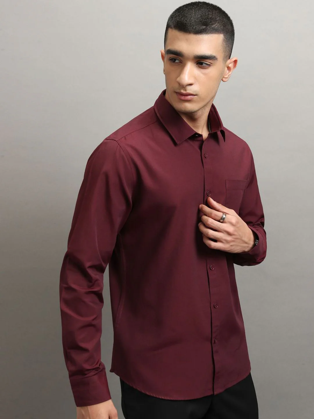 Highlander Men Burgundy Solid Formal Slim Fit shirt - Image 3