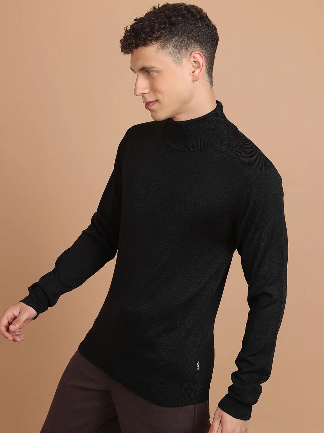 HIGHLANDER Men Cable Knit Pullover - Image 5