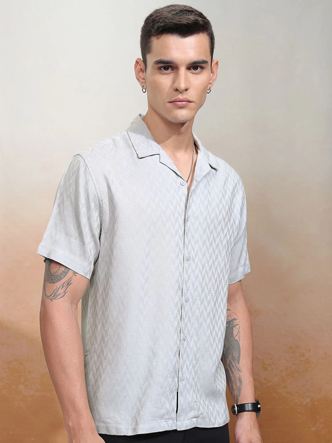 HIGHLANDER Men Dobby Textured Solid Cuban Collar Relaxed Shirt - Image 3