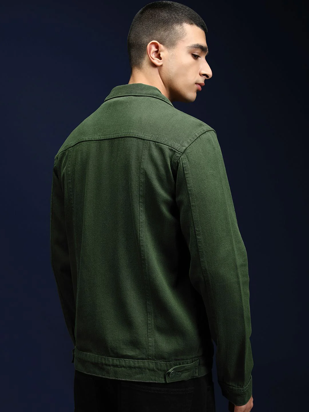 HIGHLANDER Men Green Solid Denim Jacket - Image 6