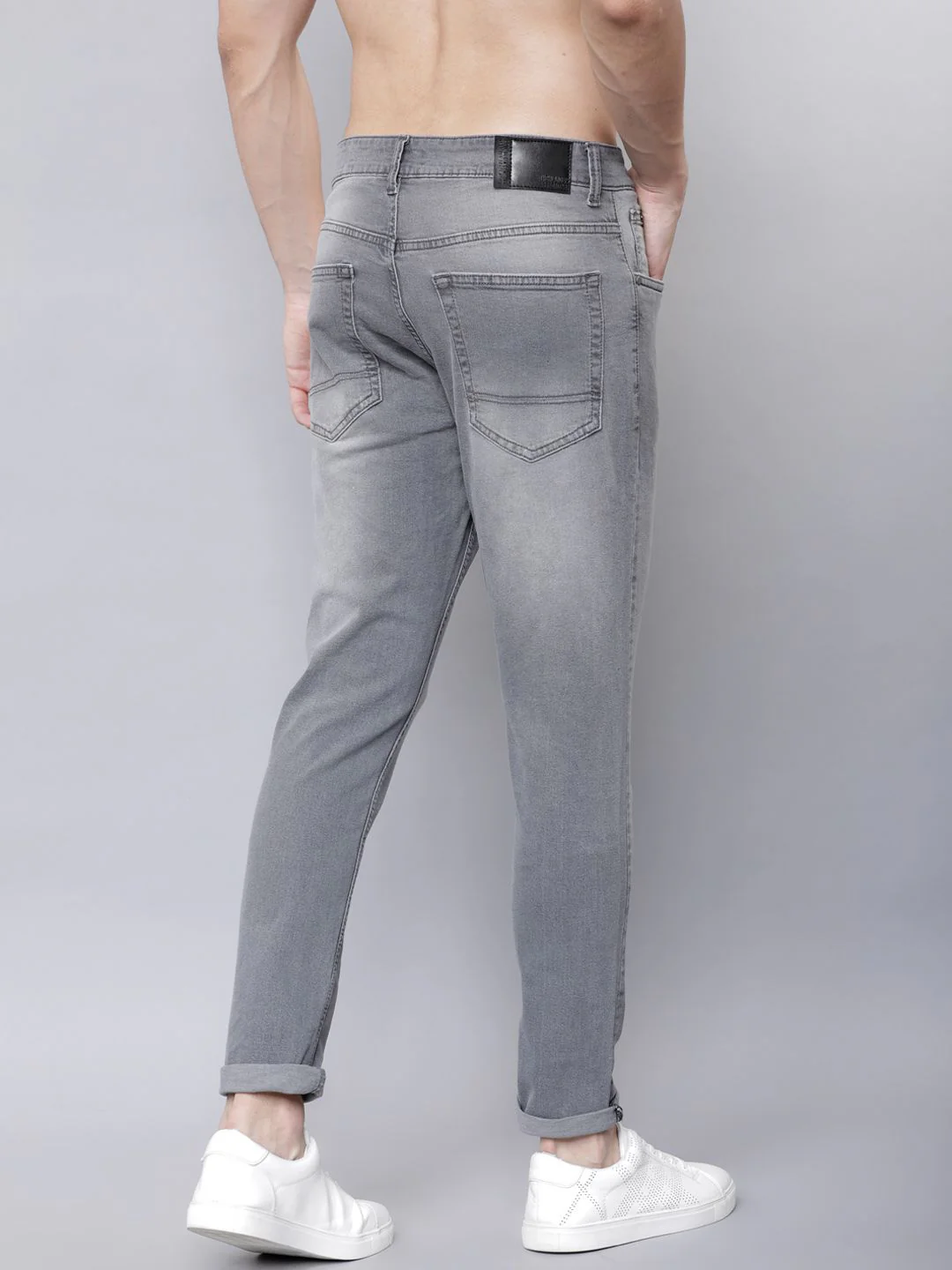 HIGHLANDER Men Grey Tapered Fit Mid-Rise Clean Look Stretchable Jeans - Image 5