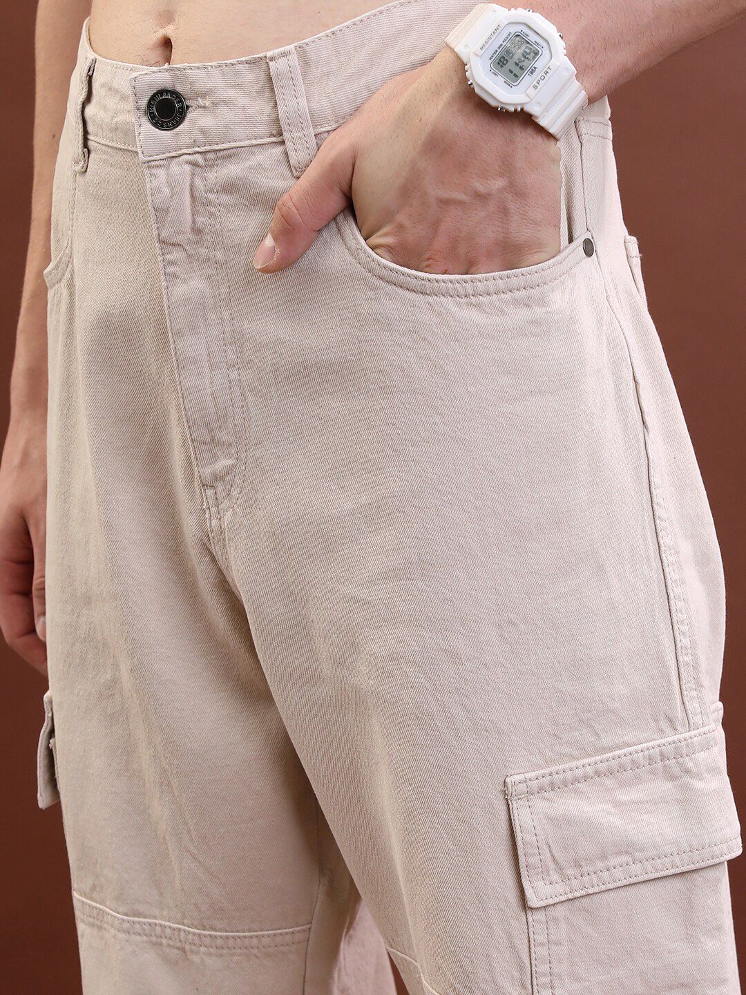 HIGHLANDER Men Khaki Relaxed Fit Clean Look Cotton Jeans - Image 6