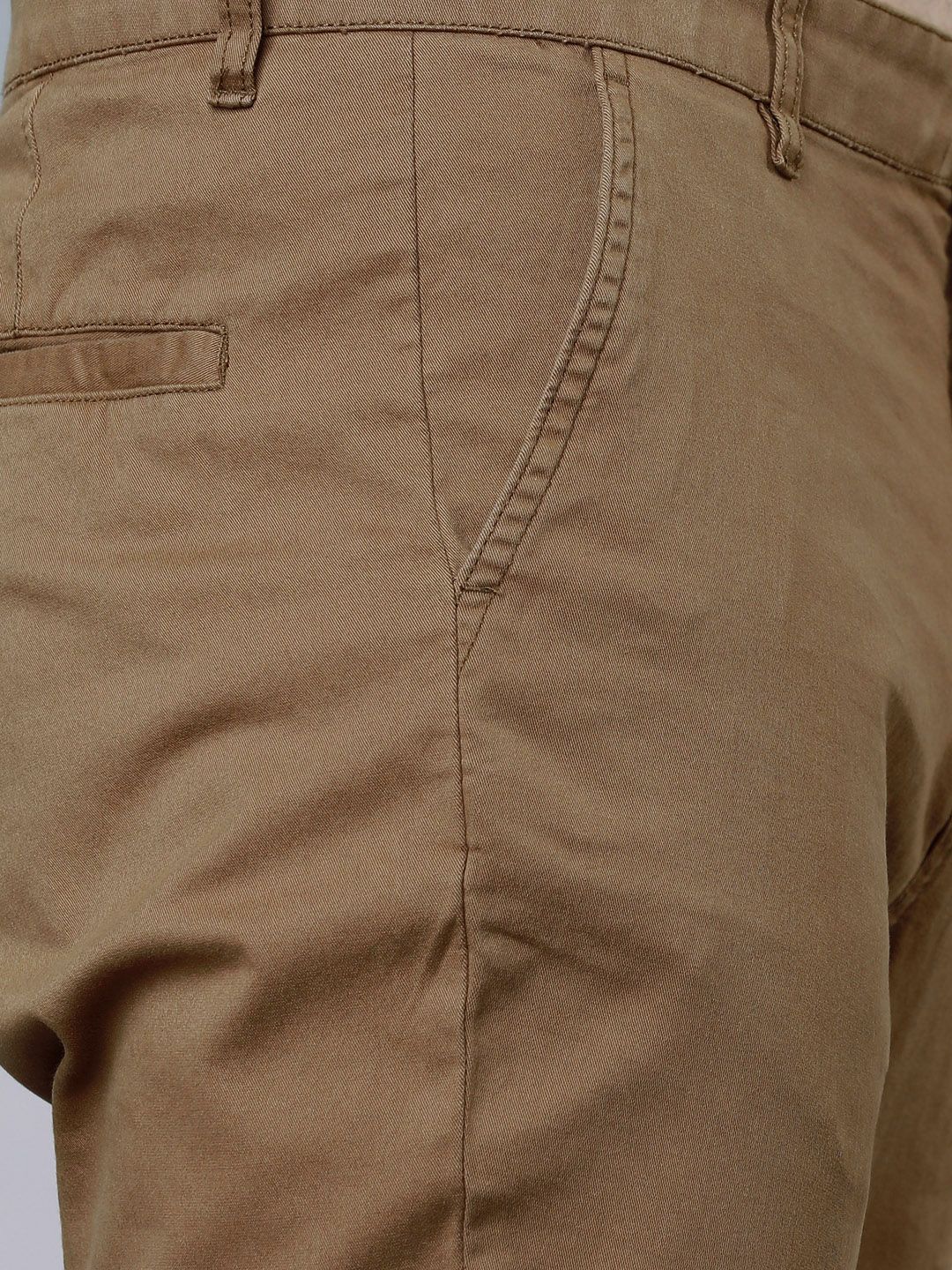 HIGHLANDER Men Khaki Slim Fit Joggers - Image 4