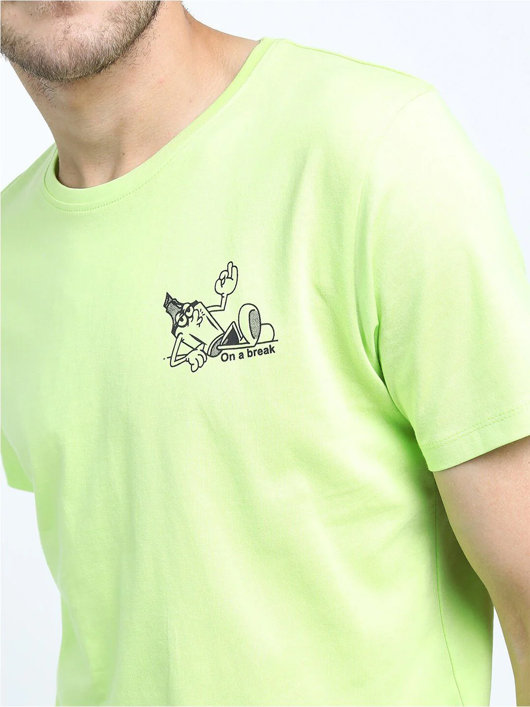 HIGHLANDER Men Lime Green Typography Printed Slim Fit Cotton T-shirt - Image 2