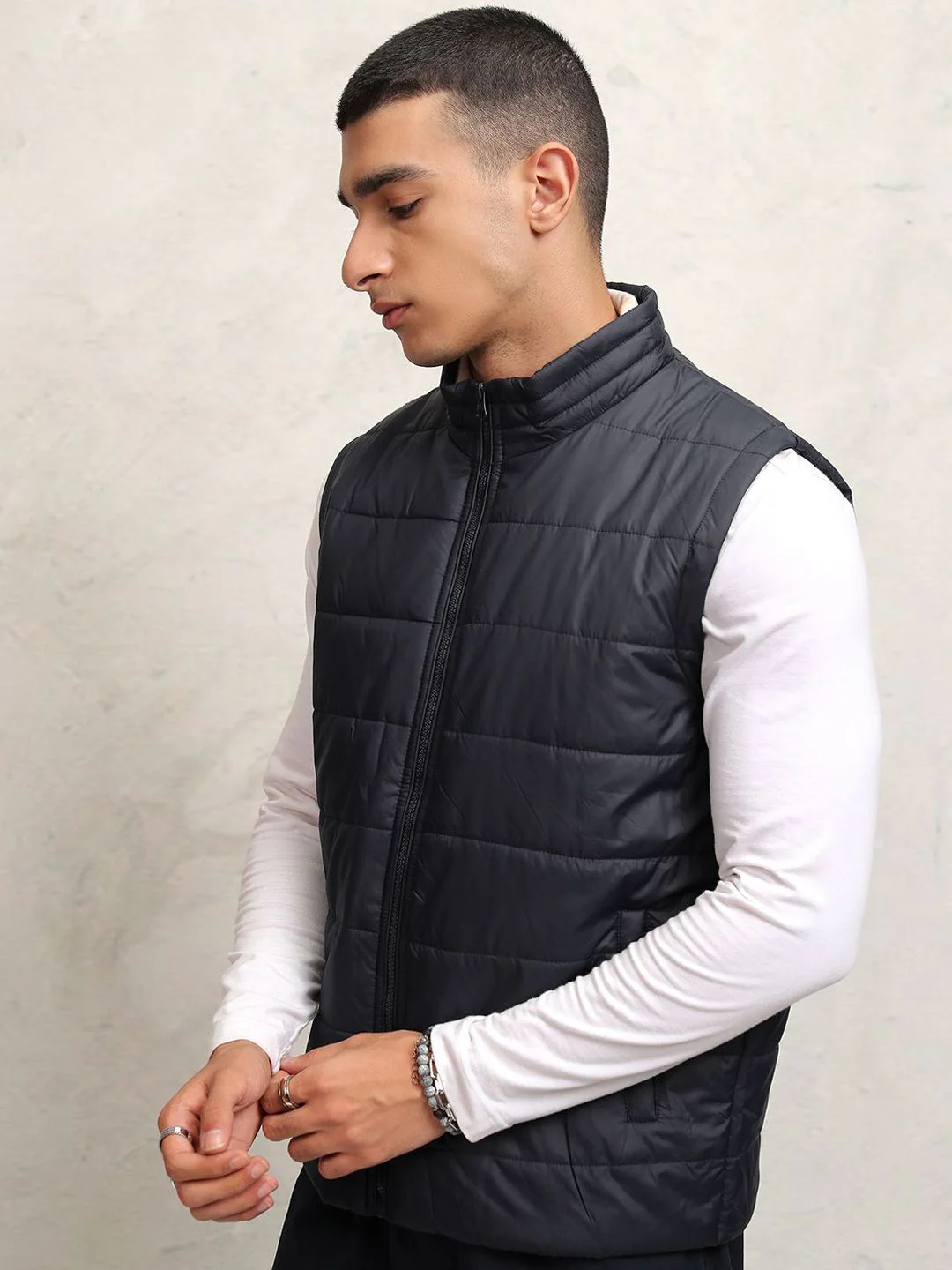 HIGHLANDER Men Navy Classic Quilted Puffer Jacket - Image 5