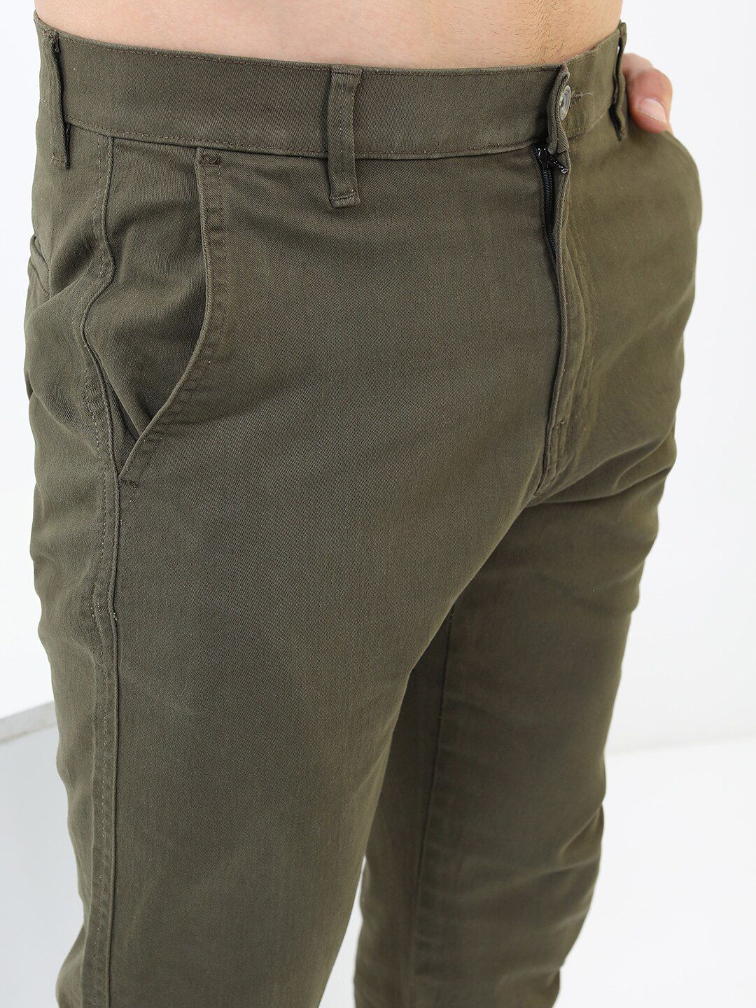 HIGHLANDER Men Olive Green Slim Fit Chinos Trousers - Image 6