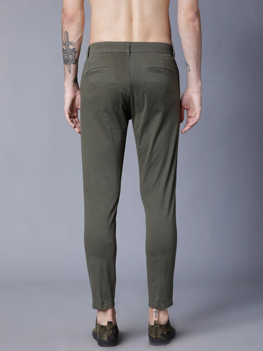 HIGHLANDER Men Olive Green Tapered Fit Chinos - Image 5