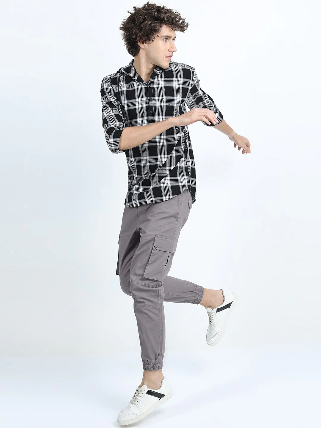 HIGHLANDER Men Regular Fit Cotton Joggers - Image 4