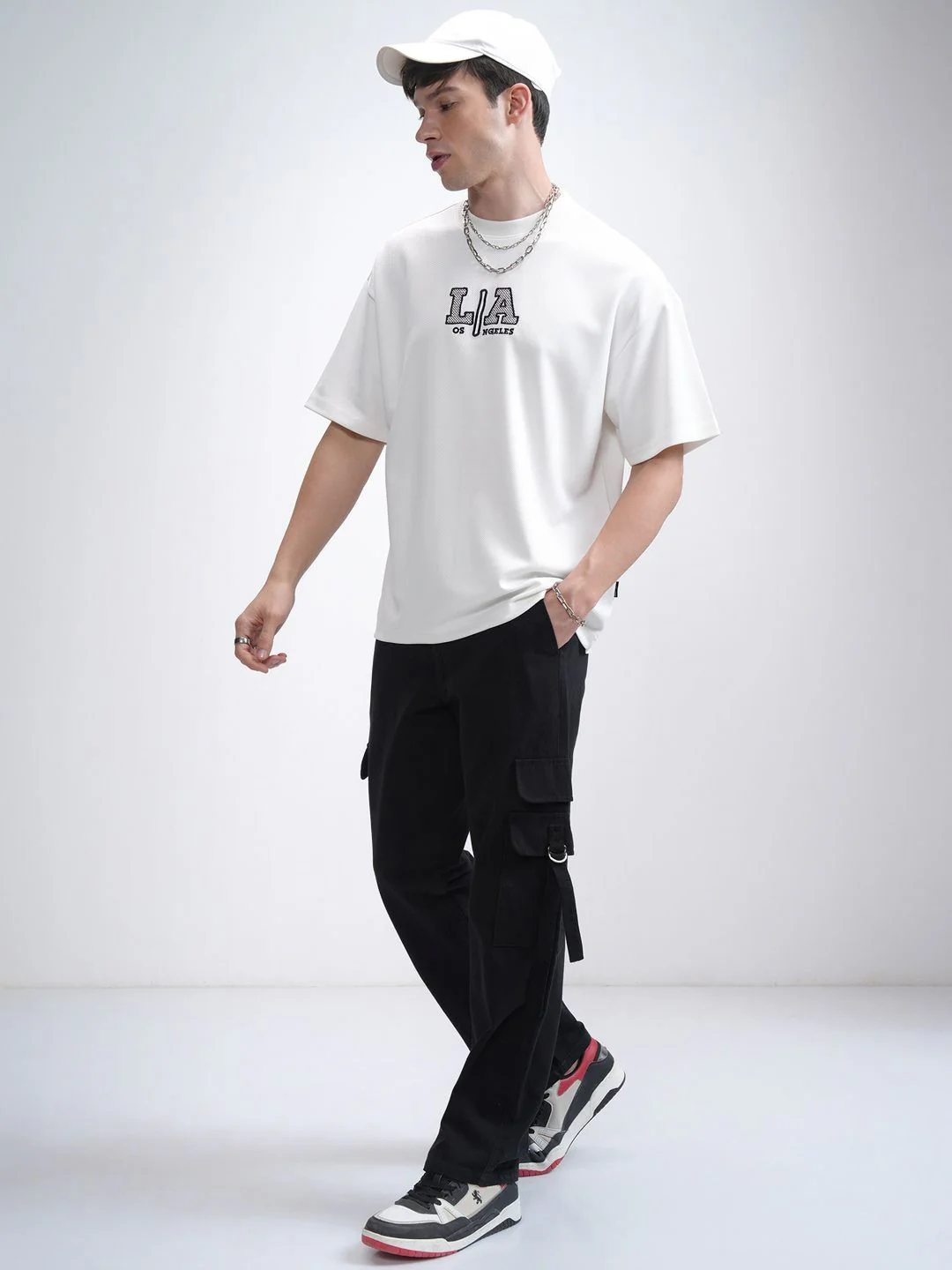 HIGHLANDER Men Round Neck Half Sleeve Oversized Embellished T- Shirt - Image 4