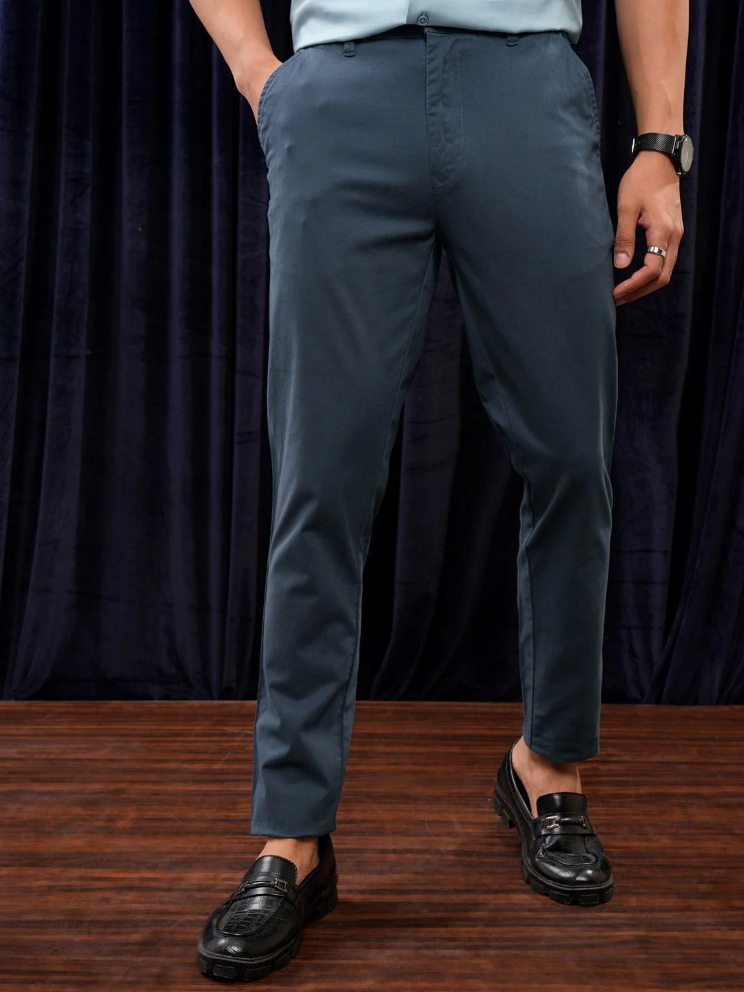 HIGHLANDER Men Soft Feel Twill Chino Trousers