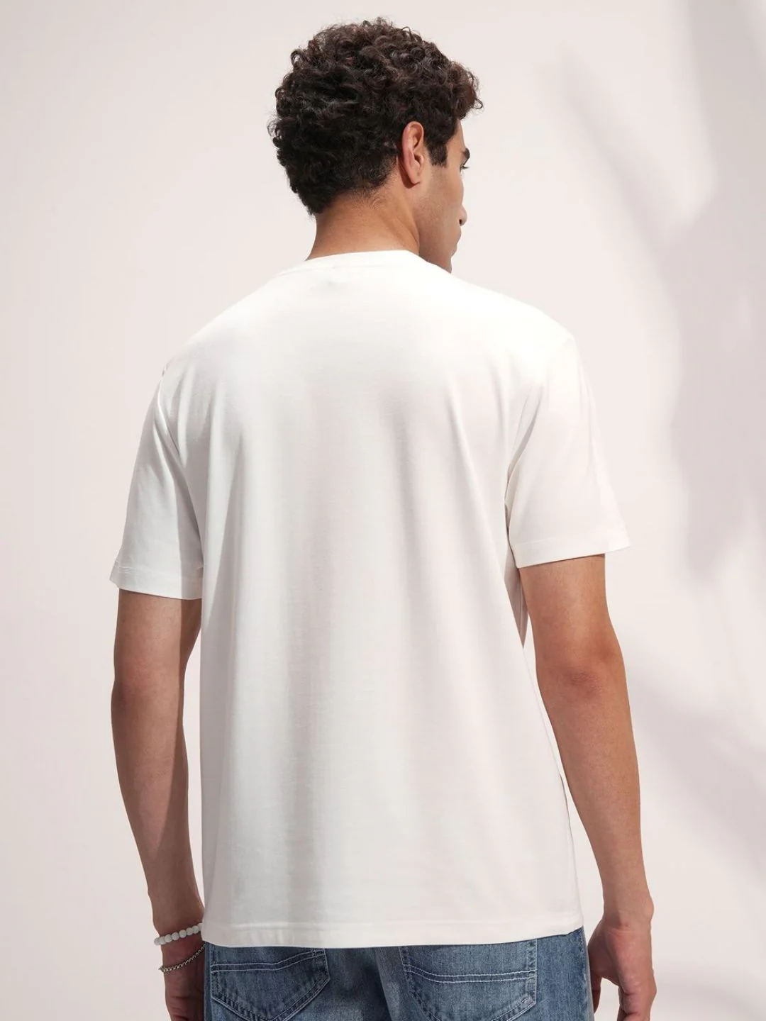 HIGHLANDER Men Solid Regular Fit T-shirt - Image 4
