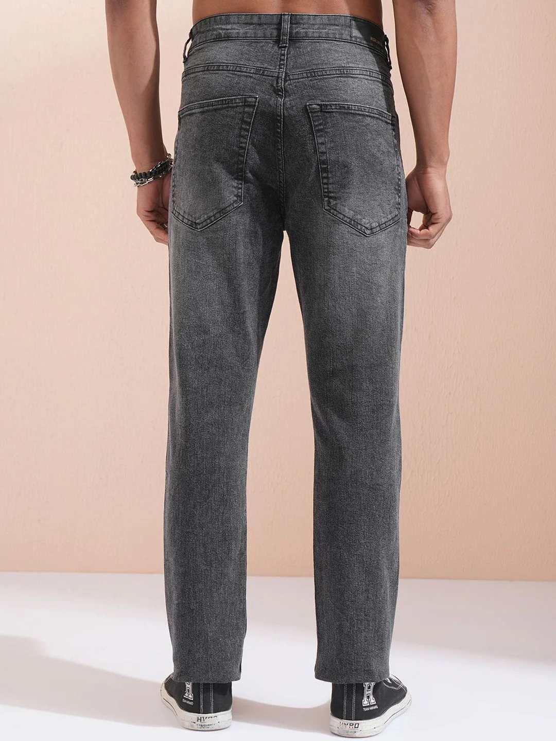 HIGHLANDER Men Straight Fit Light Fade Stretchable Jeans - Image 3