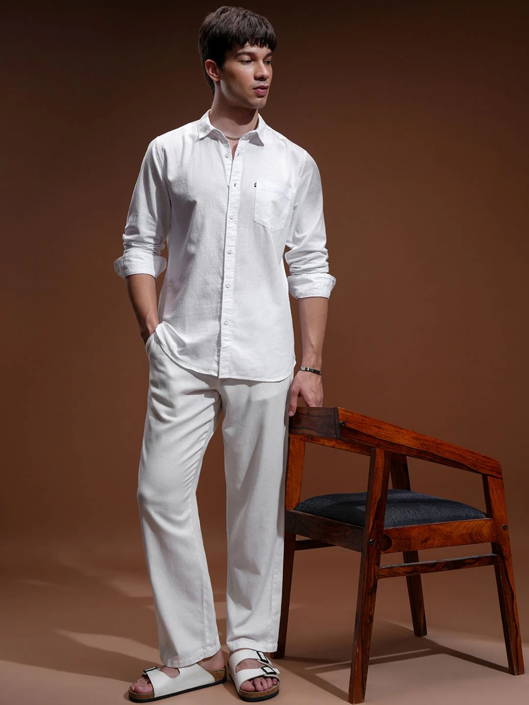 HIGHLANDER Men White Slim Fit Casual Shirt - Image 2