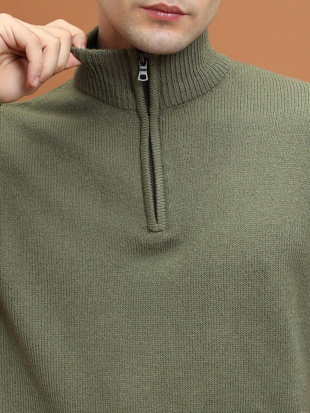 HIGHLANDER Mock Collar Acrylic Pullover - Image 2