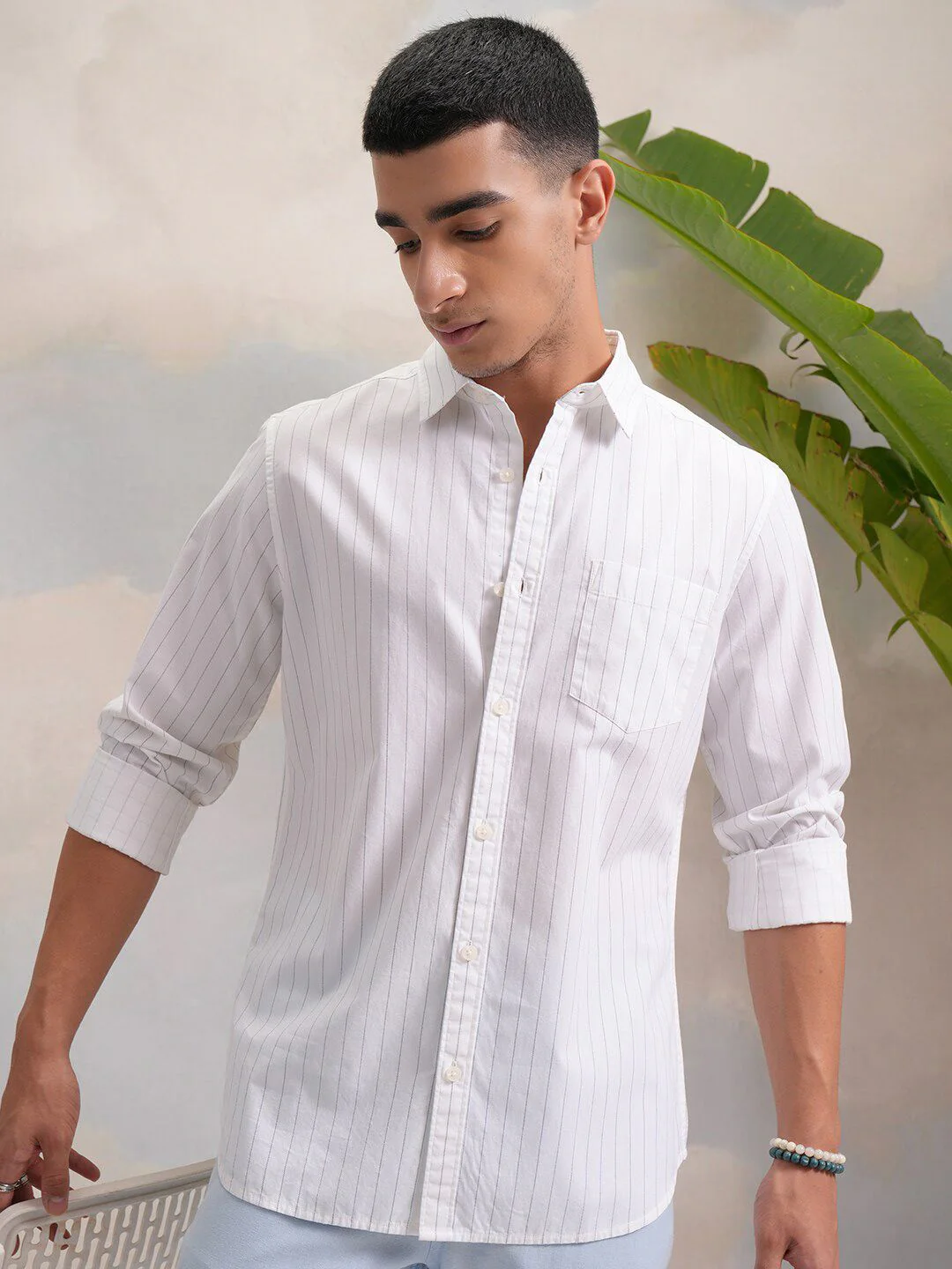 HIGHLANDER White Regular Fit Vertical Striped Casual Shirt