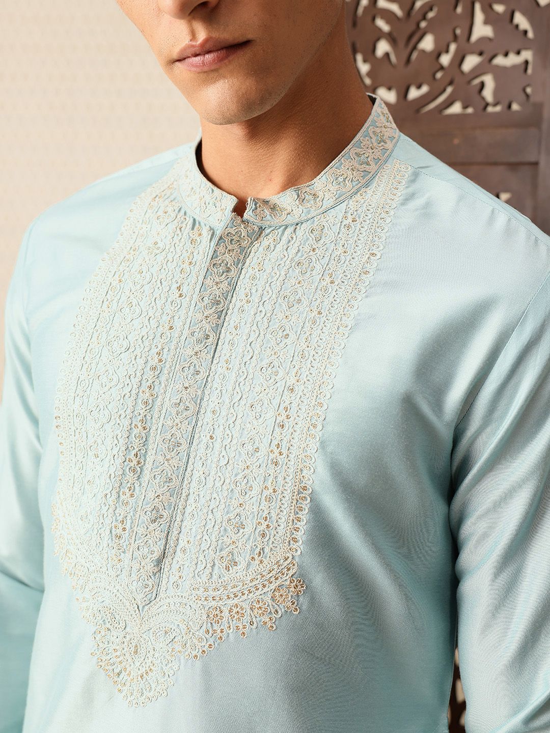 House of Pataudi Ethnic Motifs Embroidered Sequinned Jashn Kurta - Image 2