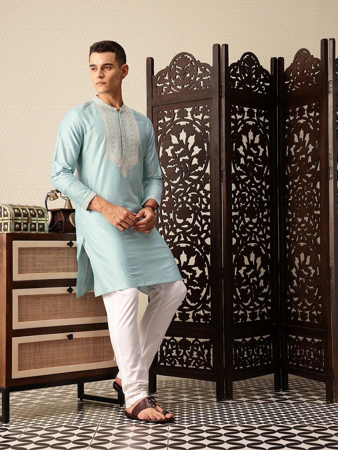 House of Pataudi Ethnic Motifs Embroidered Sequinned Jashn Kurta - Image 6