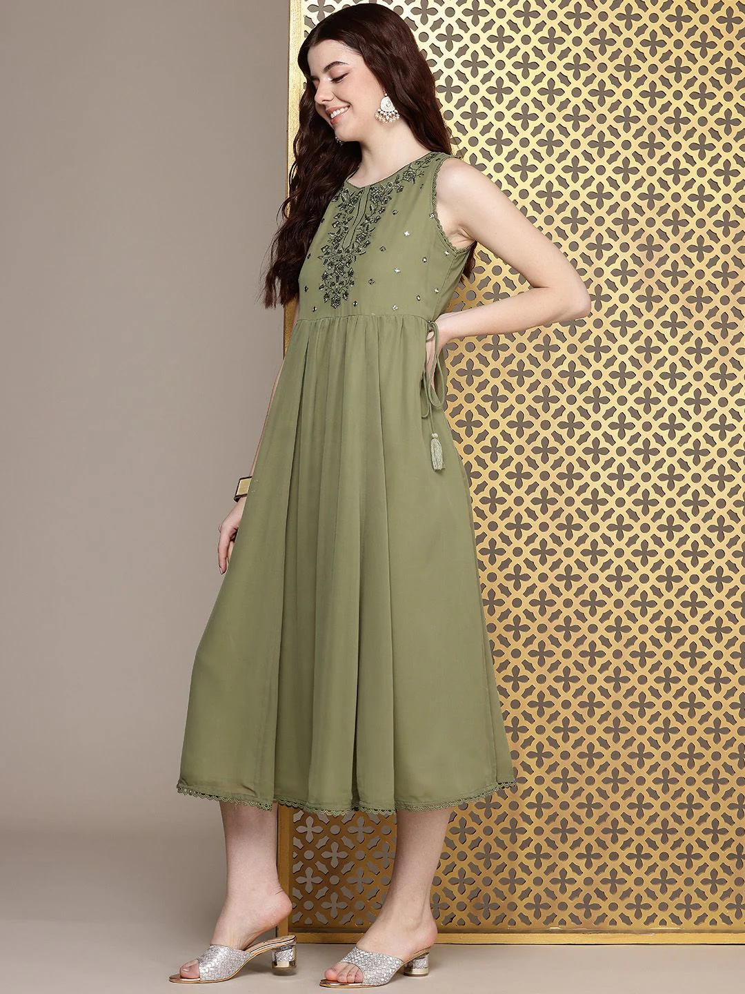 House of Pataudi Floral Embroidered A-Line Midi Jashn Dress - Image 5