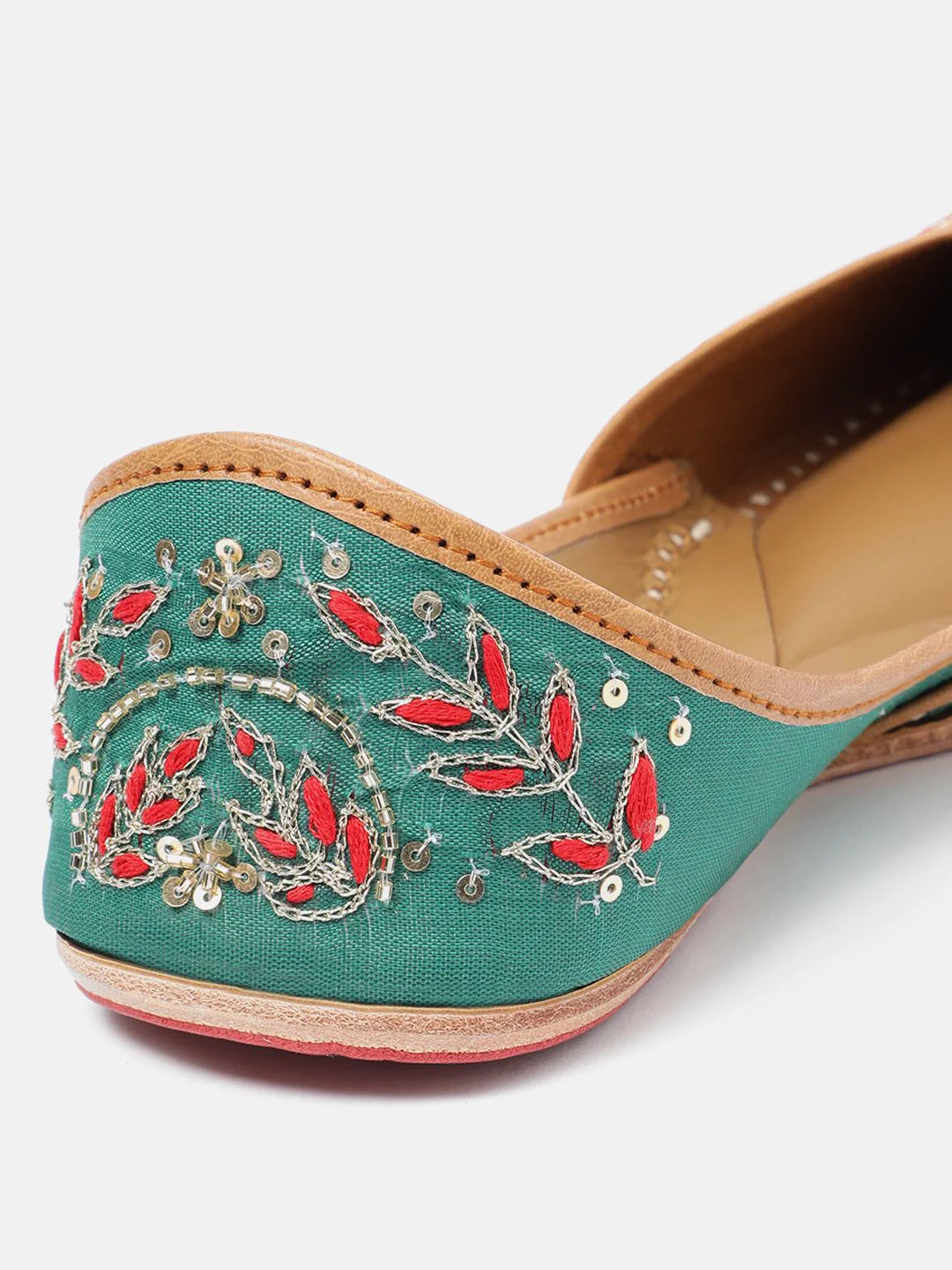 House of Pataudi Floral Embroidered Mojaris - Image 4