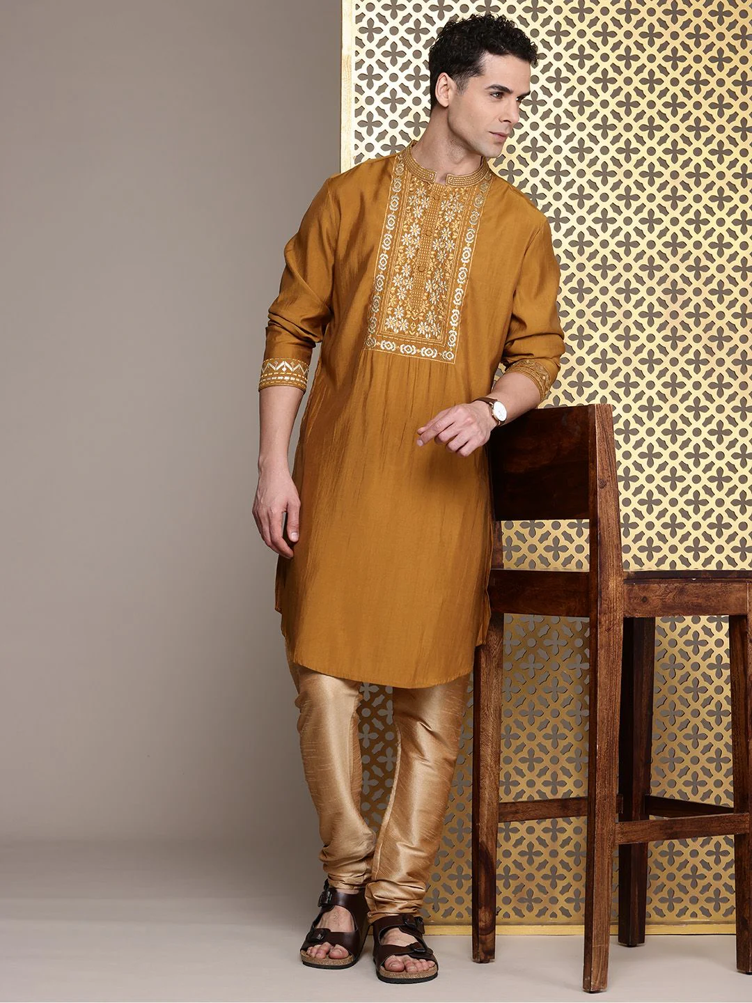 House of Pataudi Floral Yoke Design Mandarin Collar Thread Work Jashn Kurta - Image 6