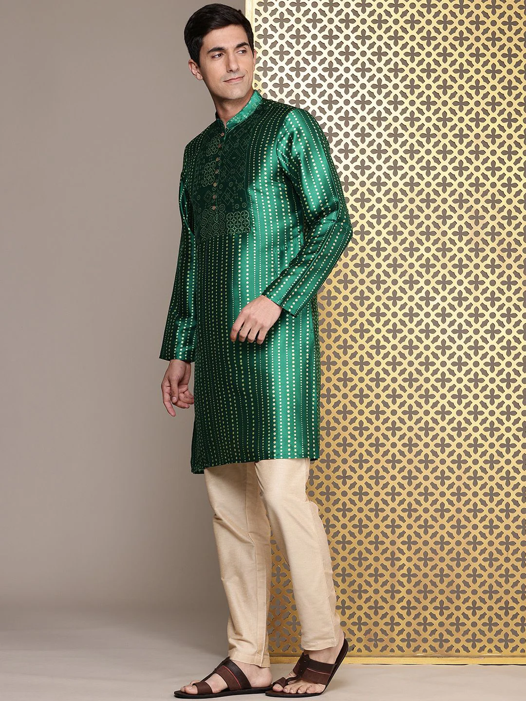 House of Pataudi Jashn Geometric Printed Kurta - Image 5