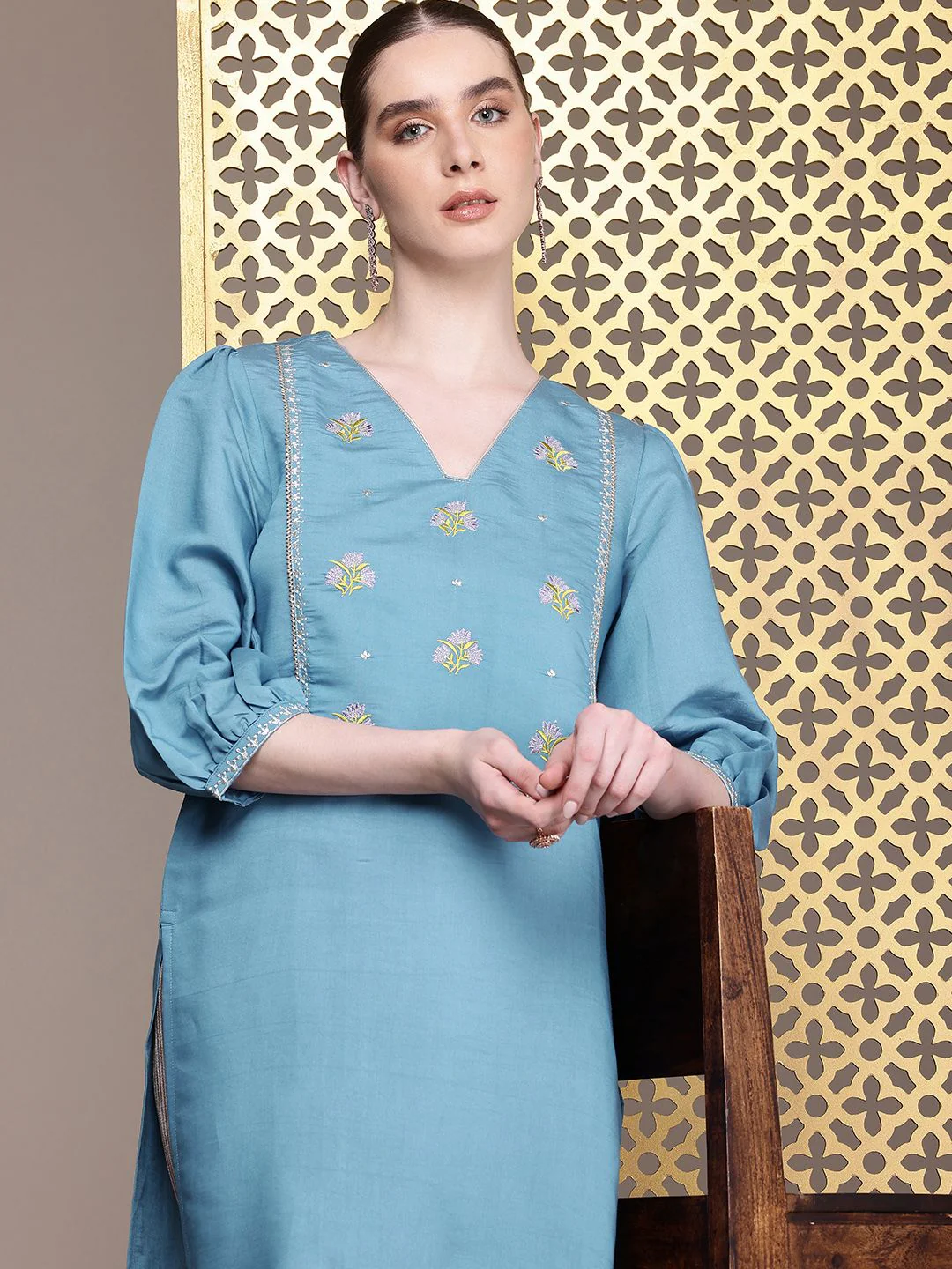 House of Pataudi Jashn Indie Florals Yoke Design Kurta - Image 3