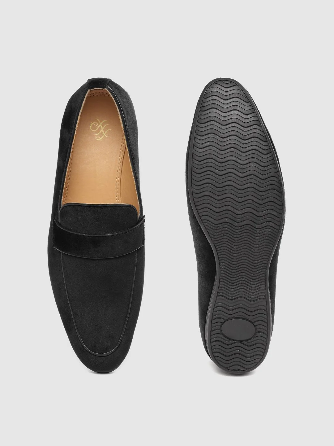 House of Pataudi Men Black Velvet Finish Handcrafted Slip-Ons - Image 4