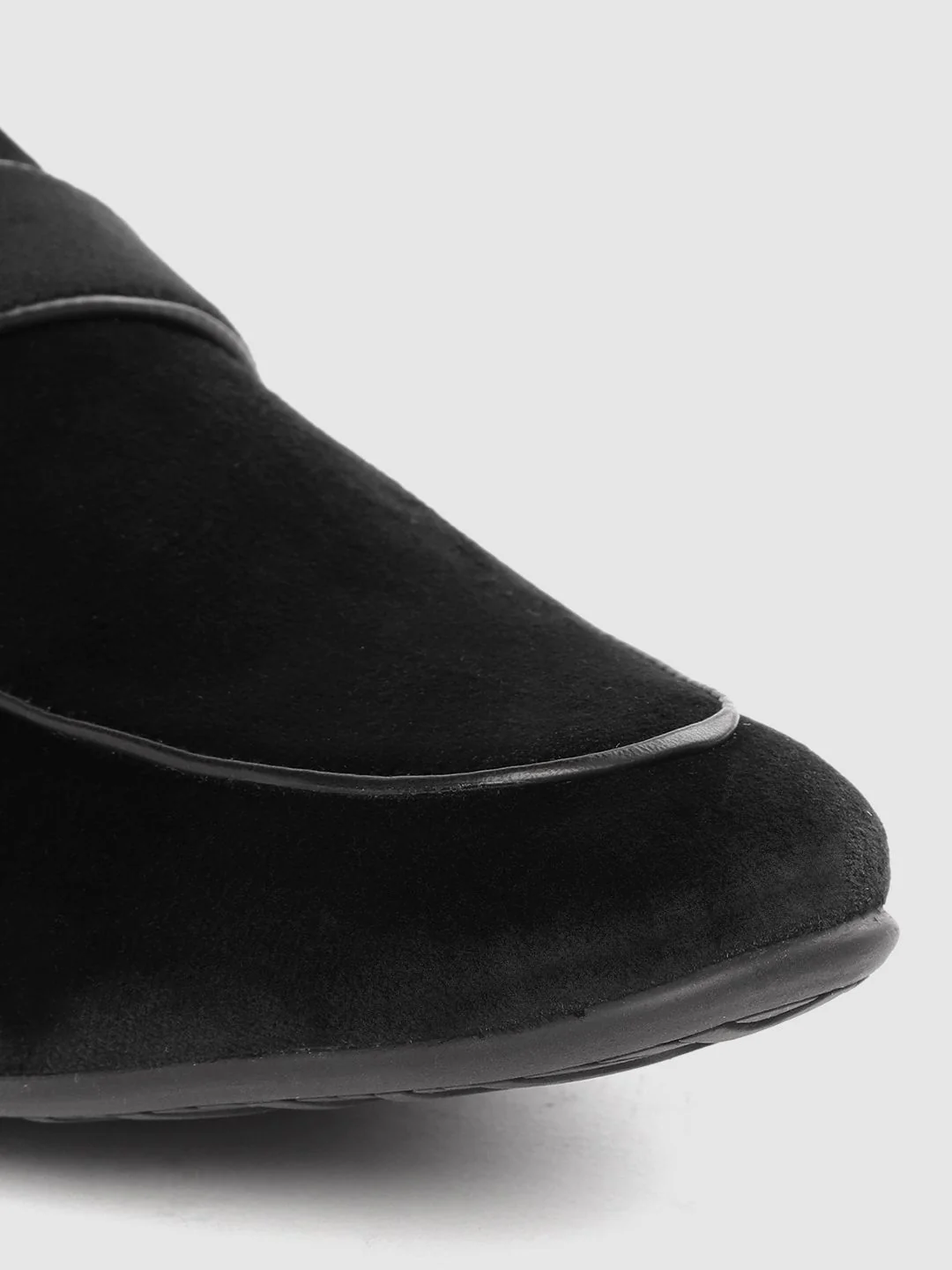 House of Pataudi Men Black Velvet Finish Handcrafted Slip-Ons - Image 6