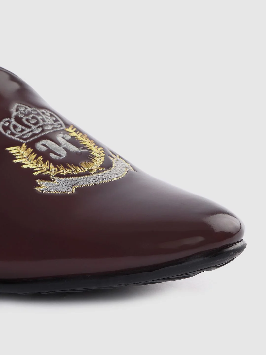 House of Pataudi Men Burgundy Solid Mojaris with Embroidered Detail - Image 6